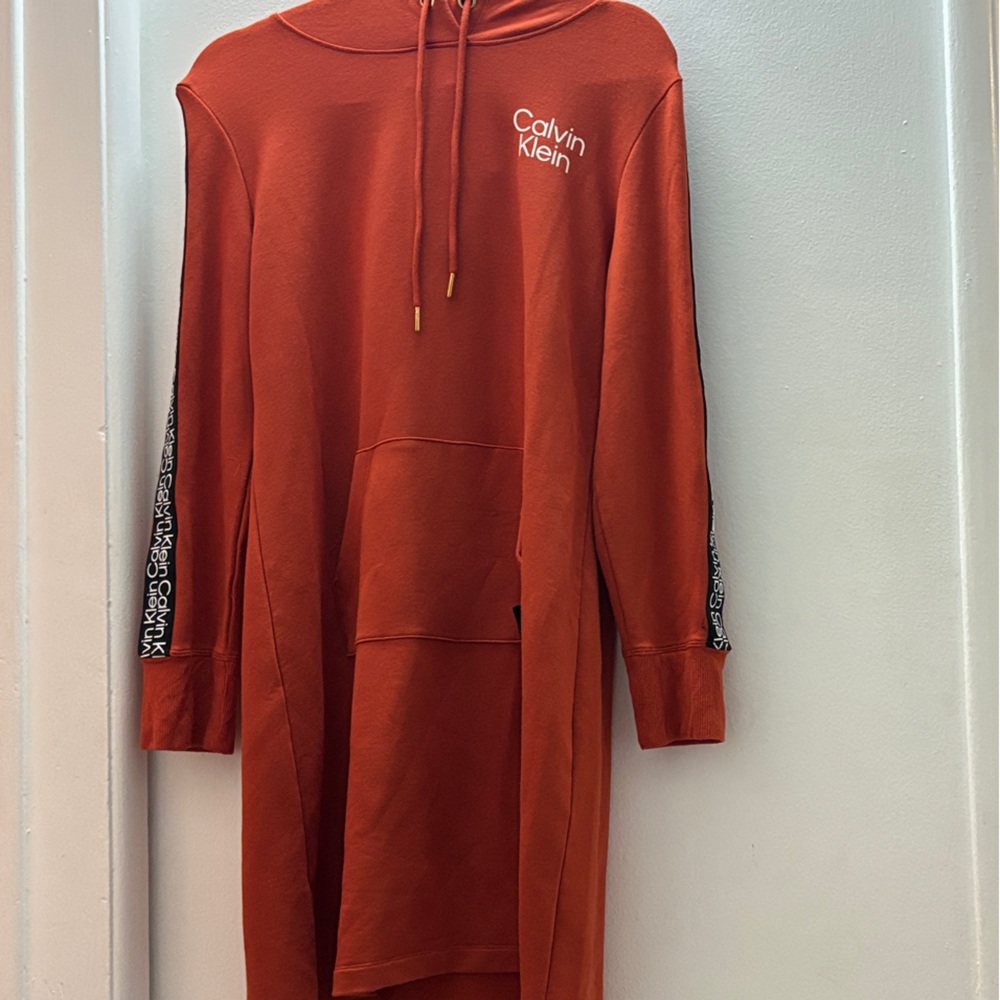 Calvin Klein Women's Turtleneck Sweater in Vibrant Orange - Picture 2 of 4